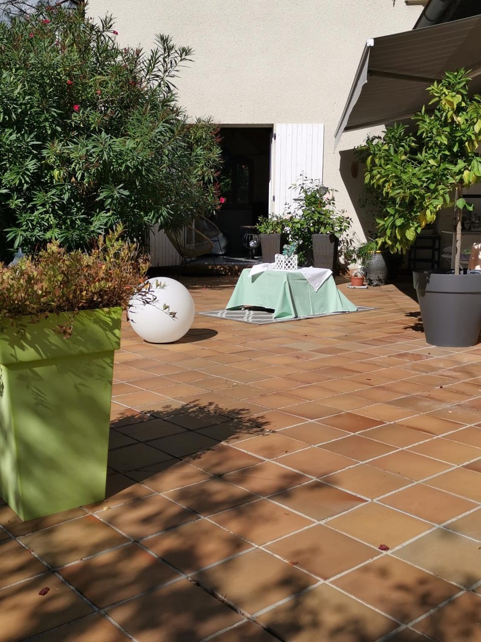 les oliviers Bed and Breakfast in Auvergne-Rhône-Alpes