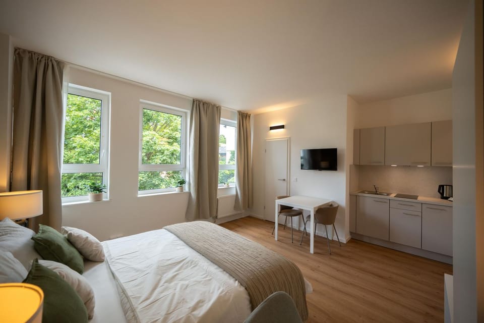 Bed, TV and multimedia, Photo of the whole room, Seating area