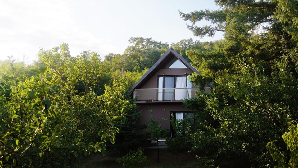 Property building, Natural landscape