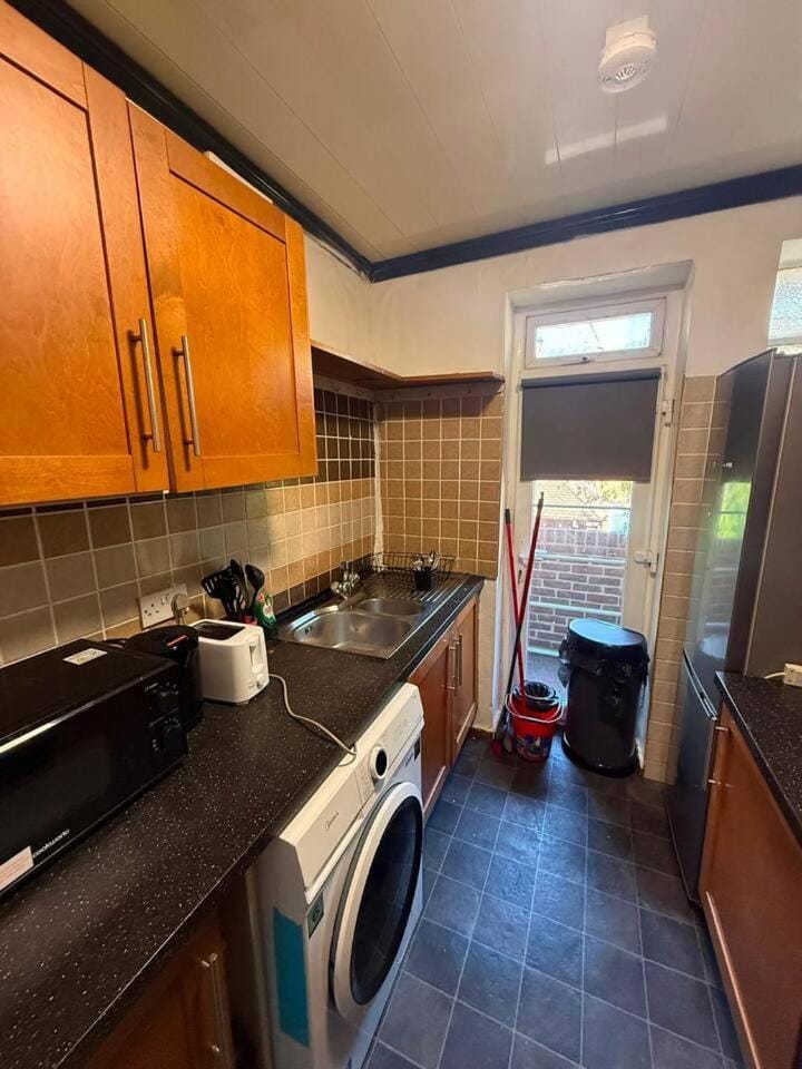 2BD in Winchmore Hill Apartment in London