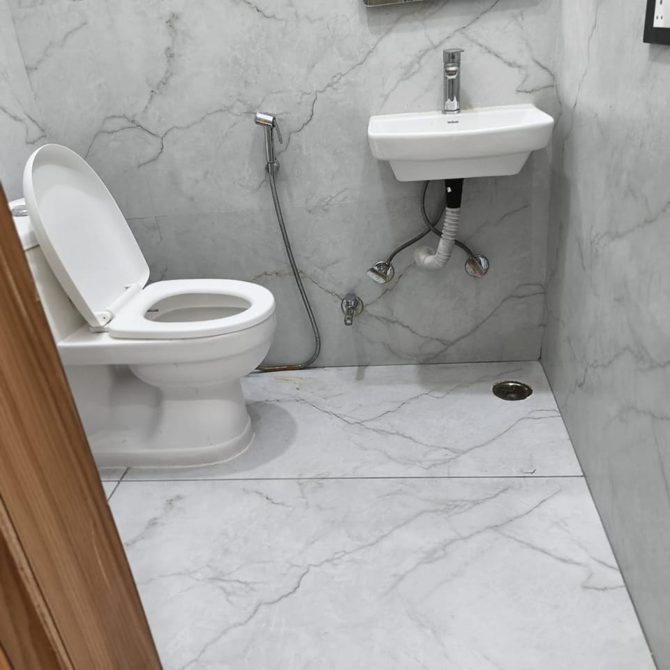 Toilet, Bathroom
