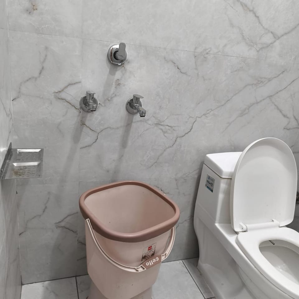 Toilet, Bathroom