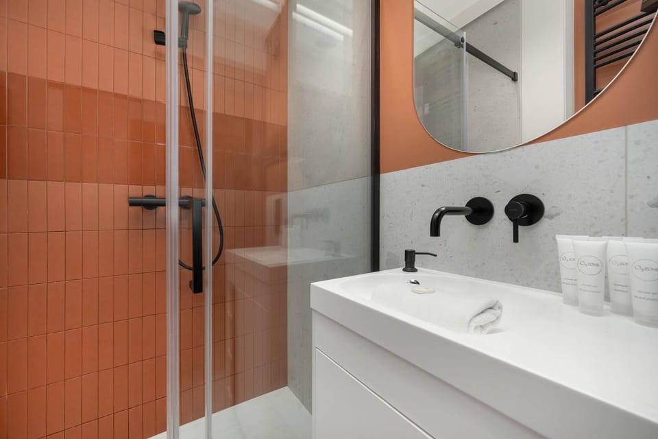 Shower, Bathroom