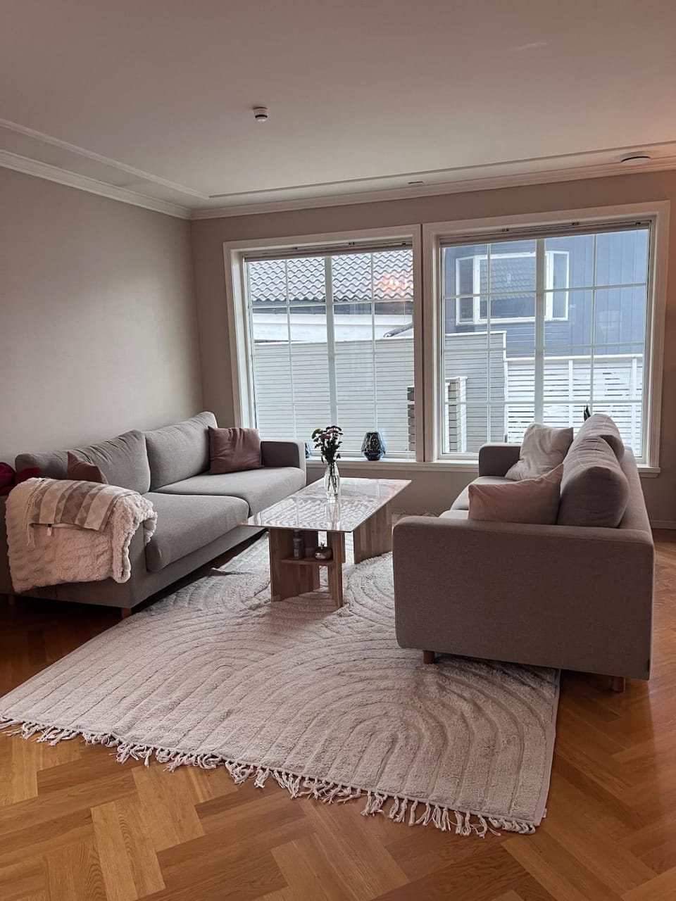 Large house with garage, bar, gym, summer living room House in Stavanger