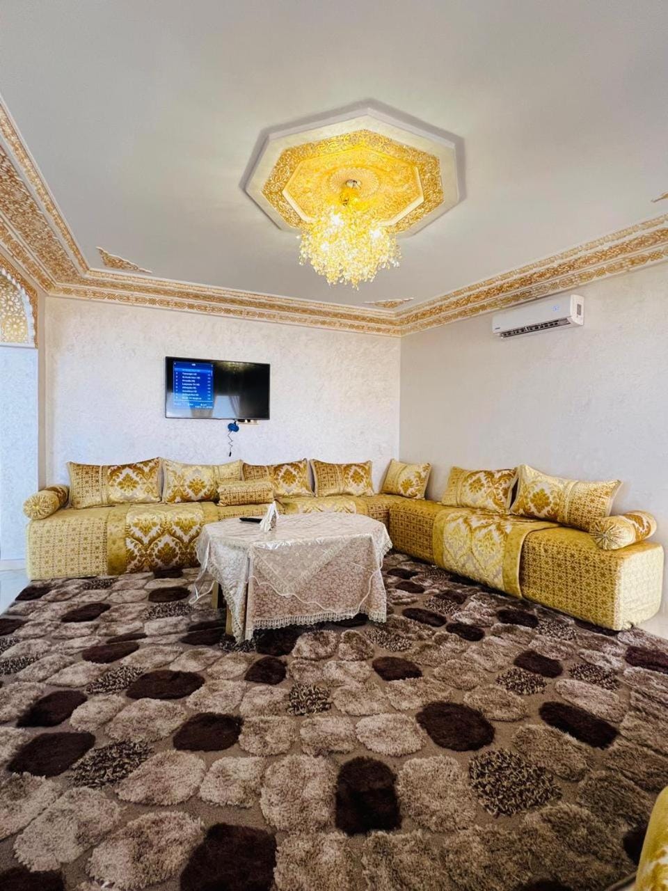 Appartement géant et familiale meublé Apartment in Tangier