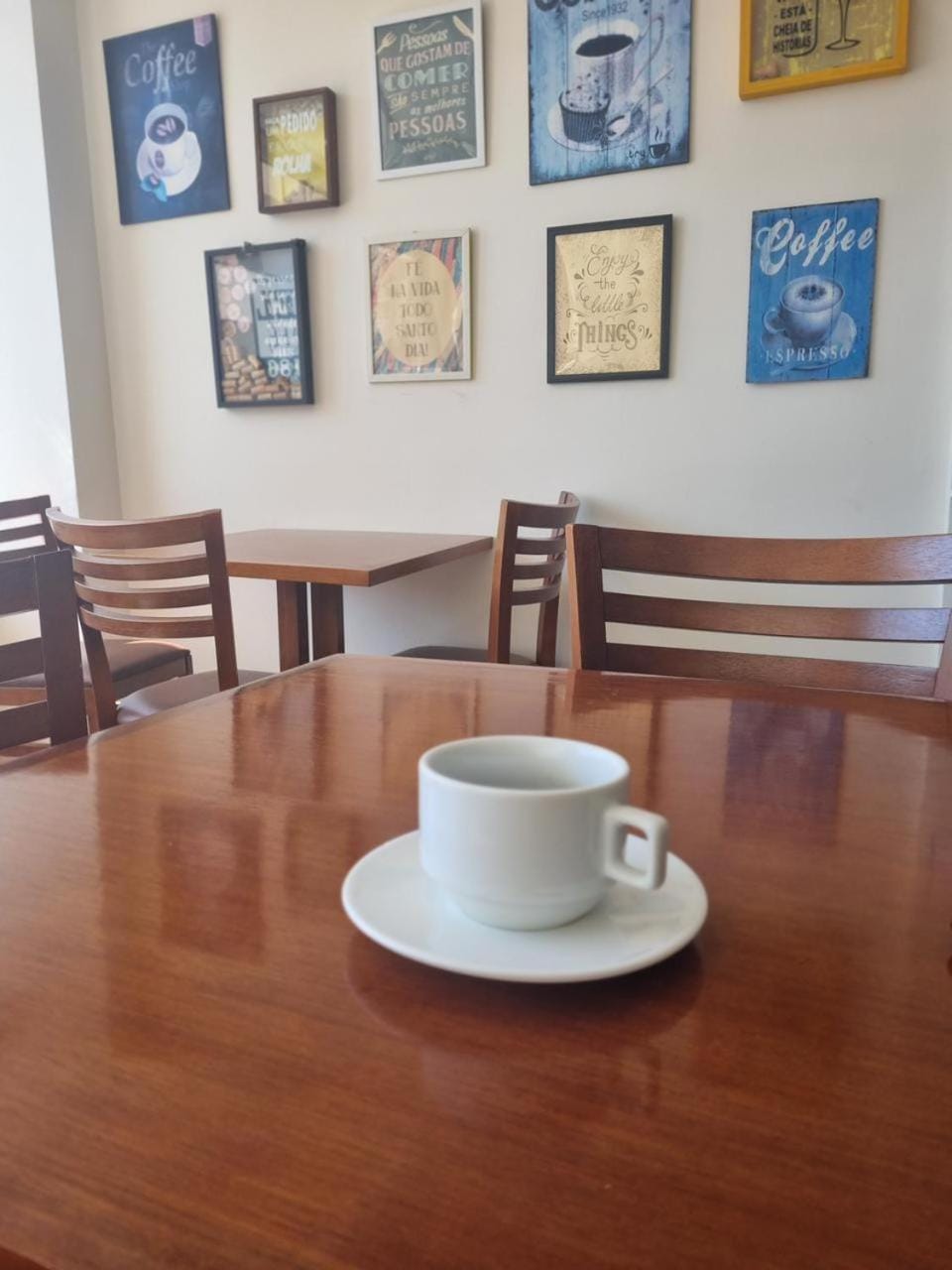 Coffee/tea facilities, Seating area