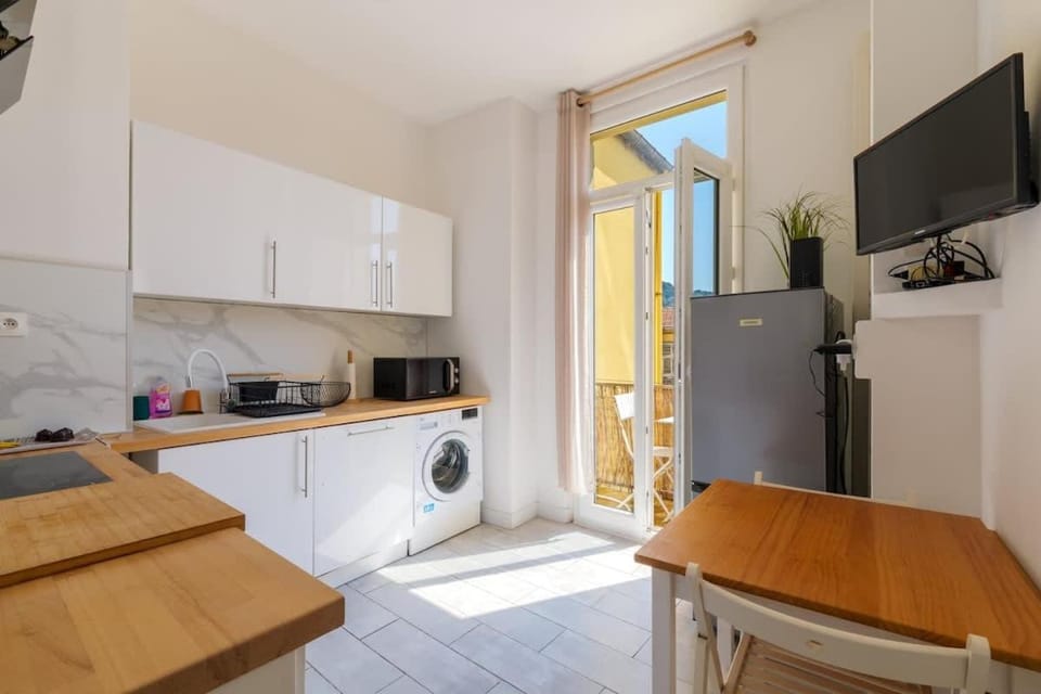 Le Verany lumineux appartement 2 chambres Apartment in Nice