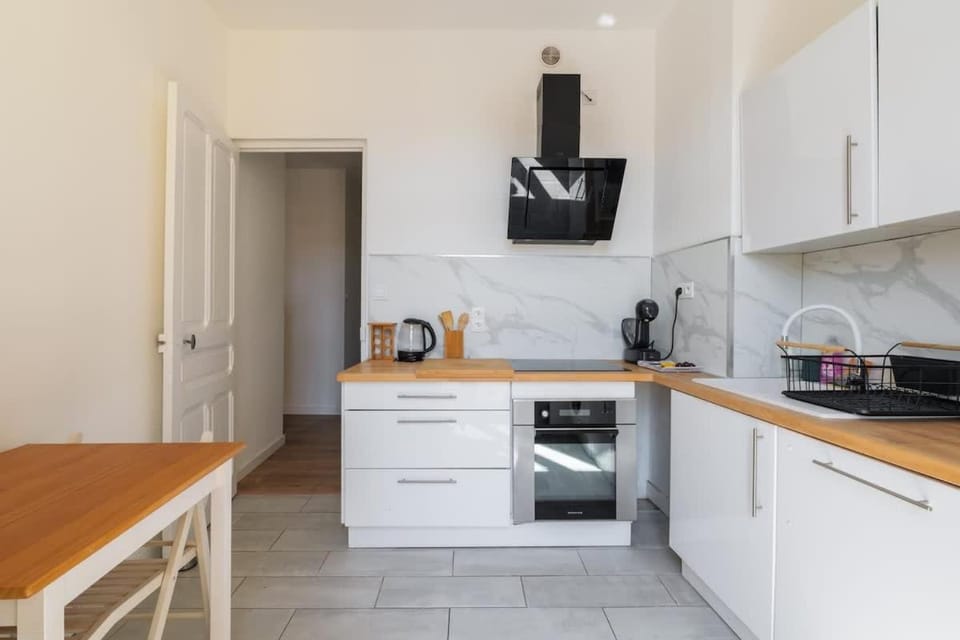 Le Verany lumineux appartement 2 chambres Apartment in Nice