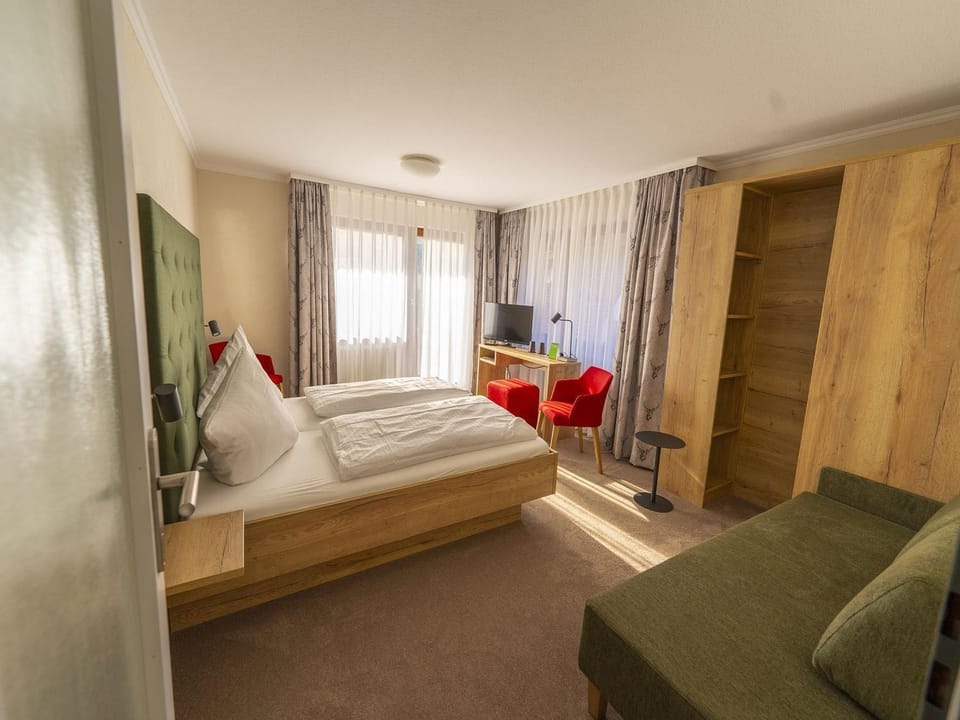 Photo of the whole room, Seating area, Bedroom
