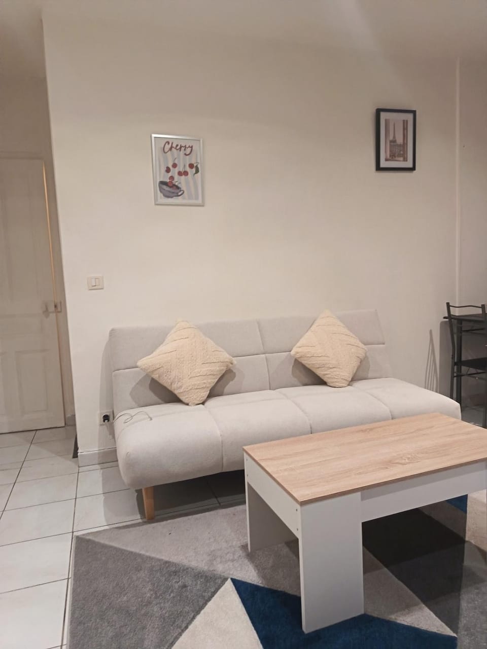 Cozy private apartment, 15 minutes to RER E, Maison Lafayette Apartment in Paris