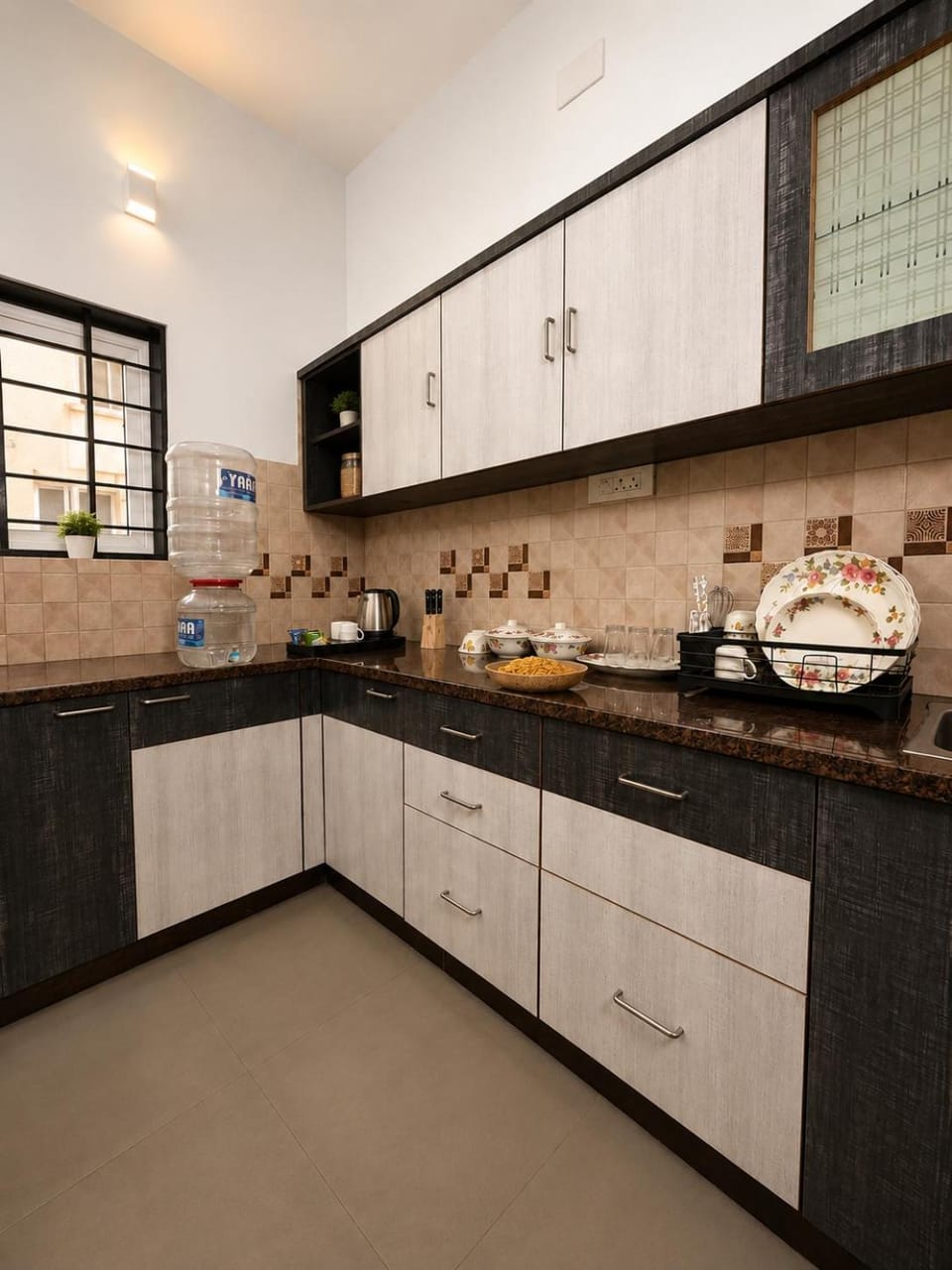 Kitchen or kitchenette, kitchen