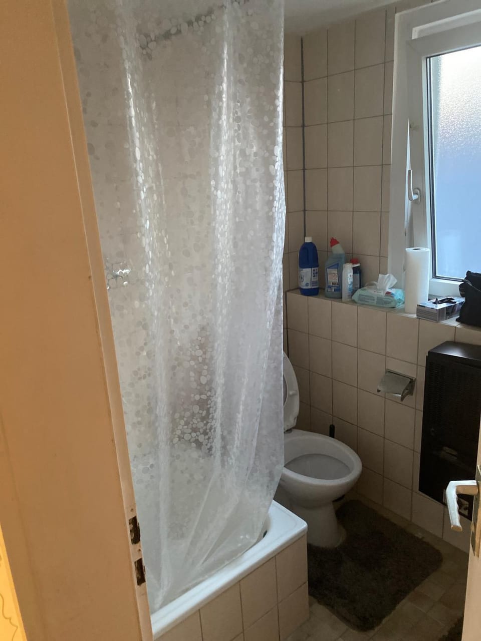 Bathroom, Living room