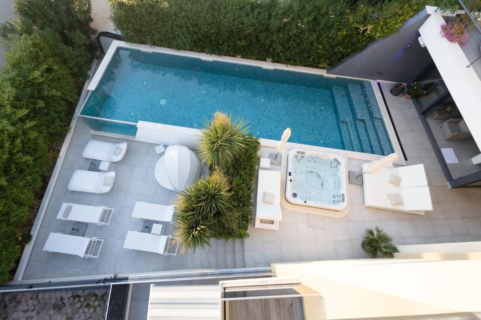Villa Mandalinic Bed and Breakfast in Split-Dalmatia County