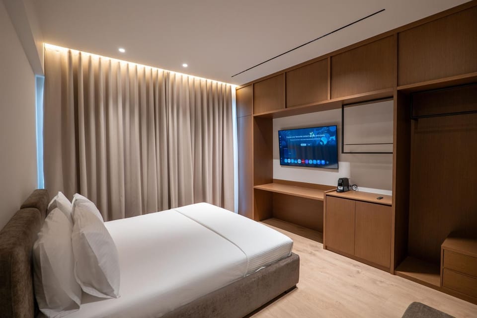 TV and multimedia, Photo of the whole room