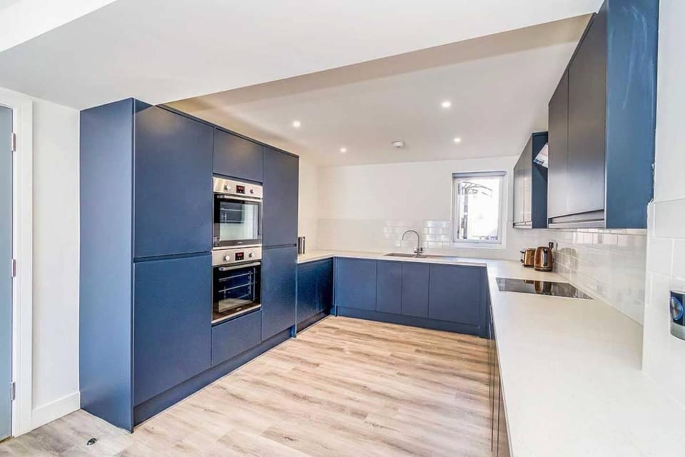 Air Maison - 7 Bedroom - Victorious Festival Home House in Portsmouth