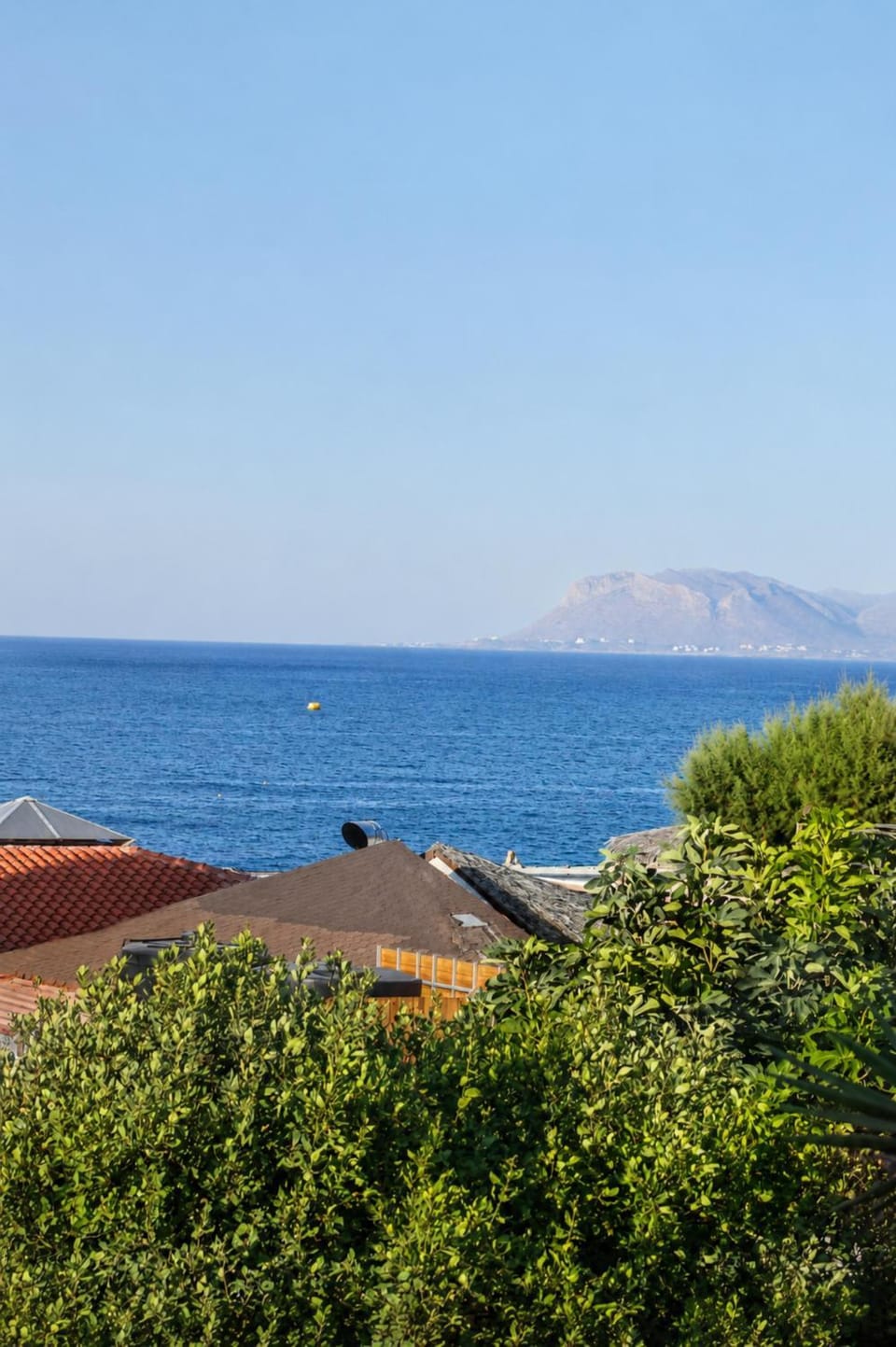 Nearby landmark, Day, Natural landscape, Beach, Mountain view, Sea view