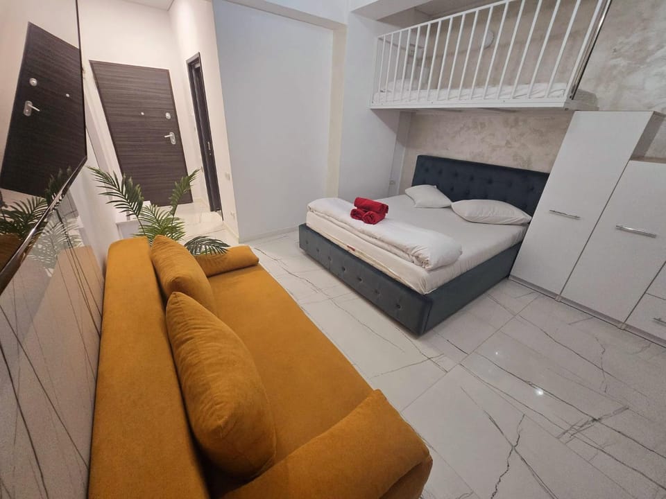 Stefan Promenada Family Studio - Swimming Pool & Beach Apartment in Constanța County