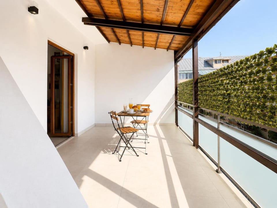 Balcony/Terrace, Balcony/Terrace