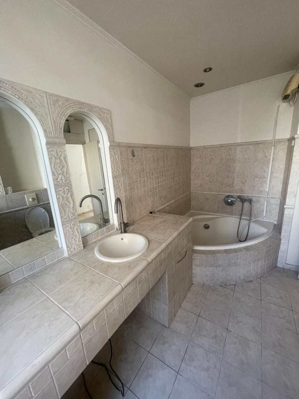 Appartement très spacieux 140m2 Netanya Apartment in Netanya