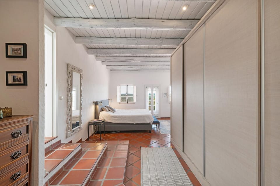 Living room, Bedroom
