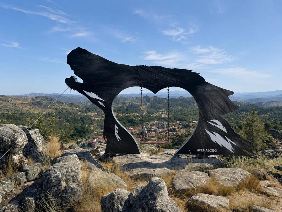 Nearby landmark, Natural landscape