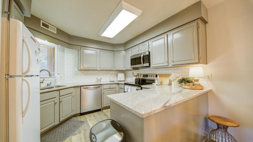 Chetola Resort- CARDINAL 102 Apartment in Blowing Rock