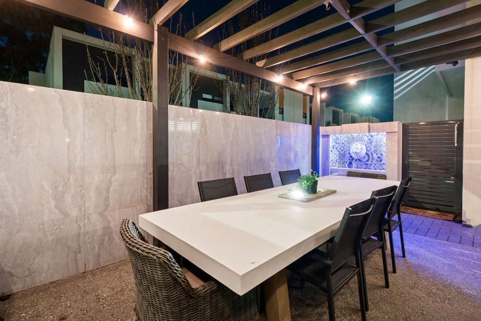 Haystay comfort and Luxury Retreat Klemzig House in Adelaide