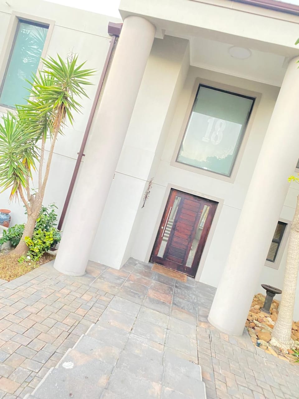 Property building, Facade/entrance, Day