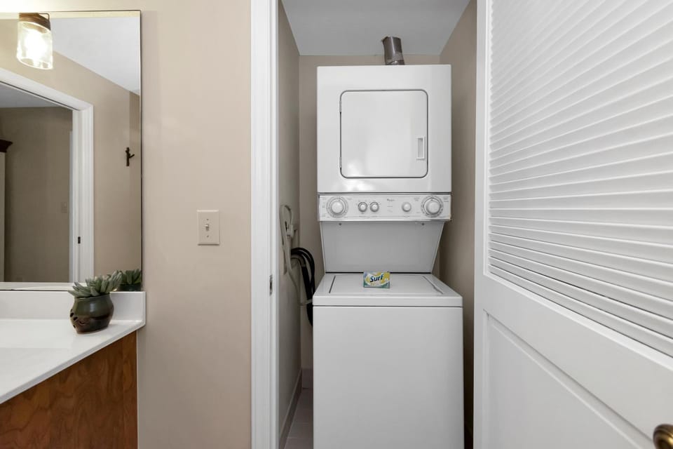 laundry, washing machine, dryer