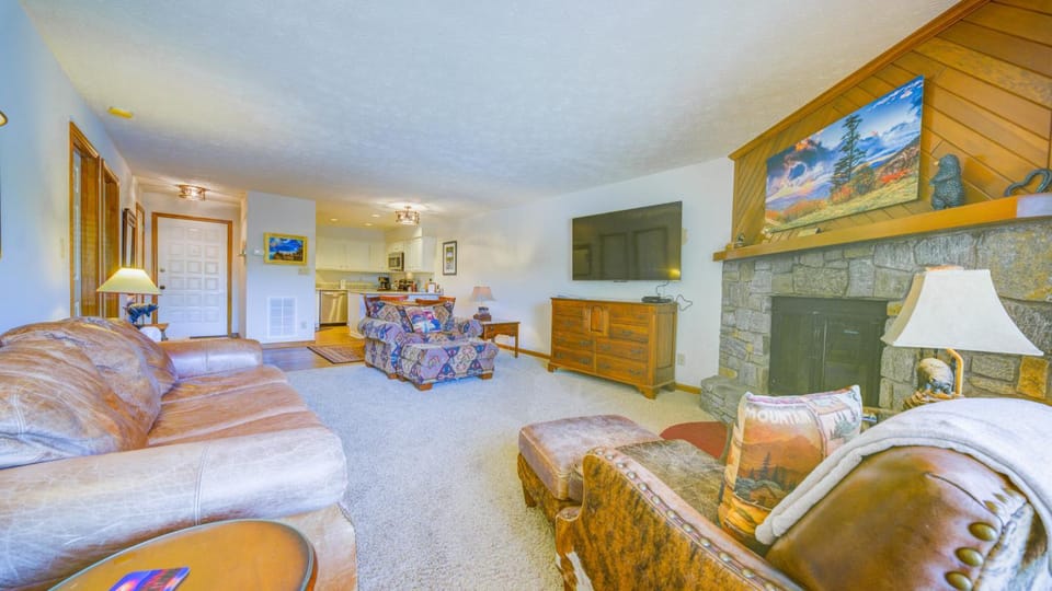 Chetola Resort- JUNIPER 3 Apartment in Blowing Rock