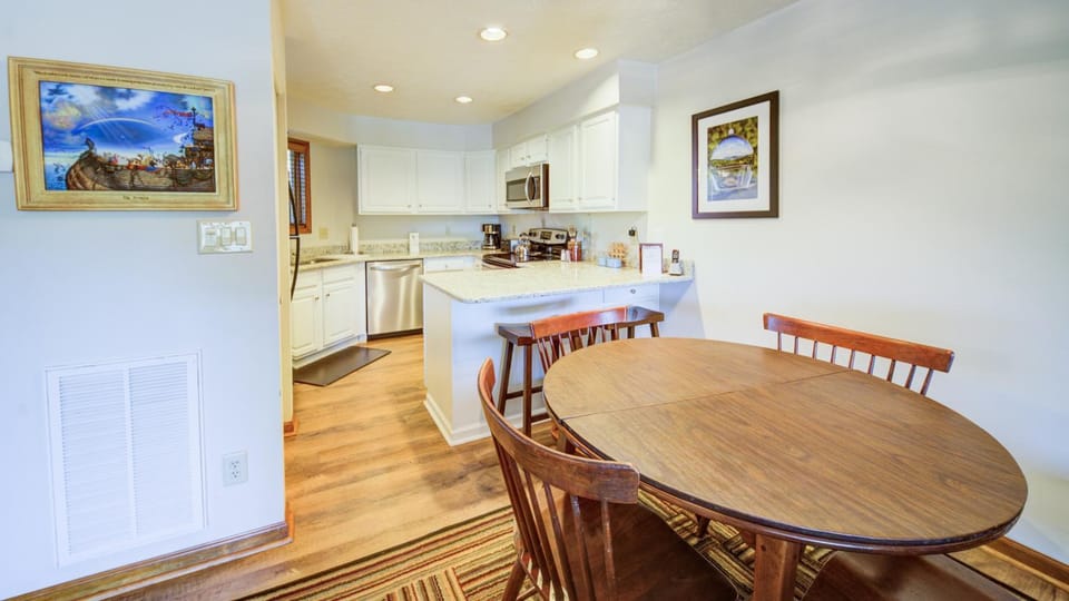 Chetola Resort- JUNIPER 3 Apartment in Blowing Rock