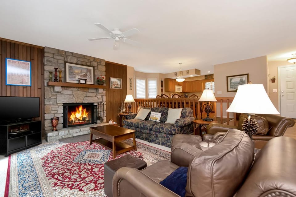 Living room, fireplace