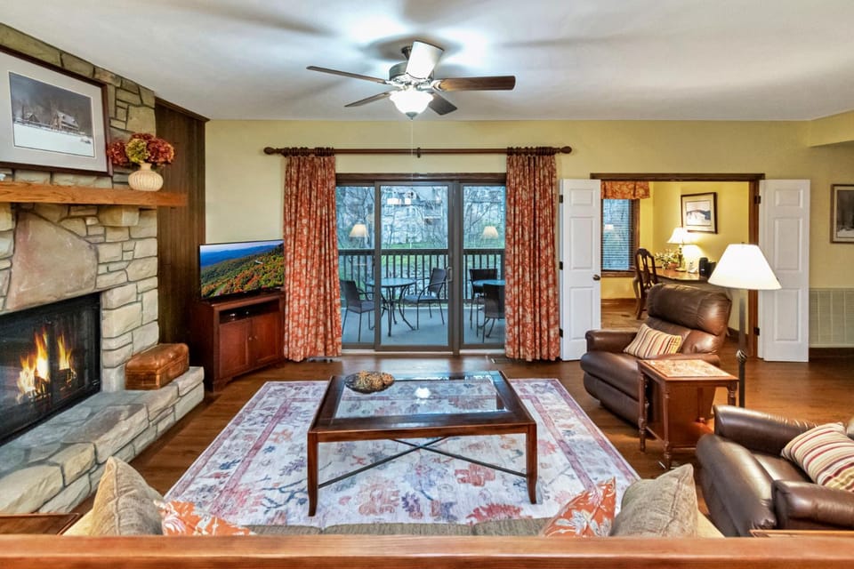 Living room, fireplace