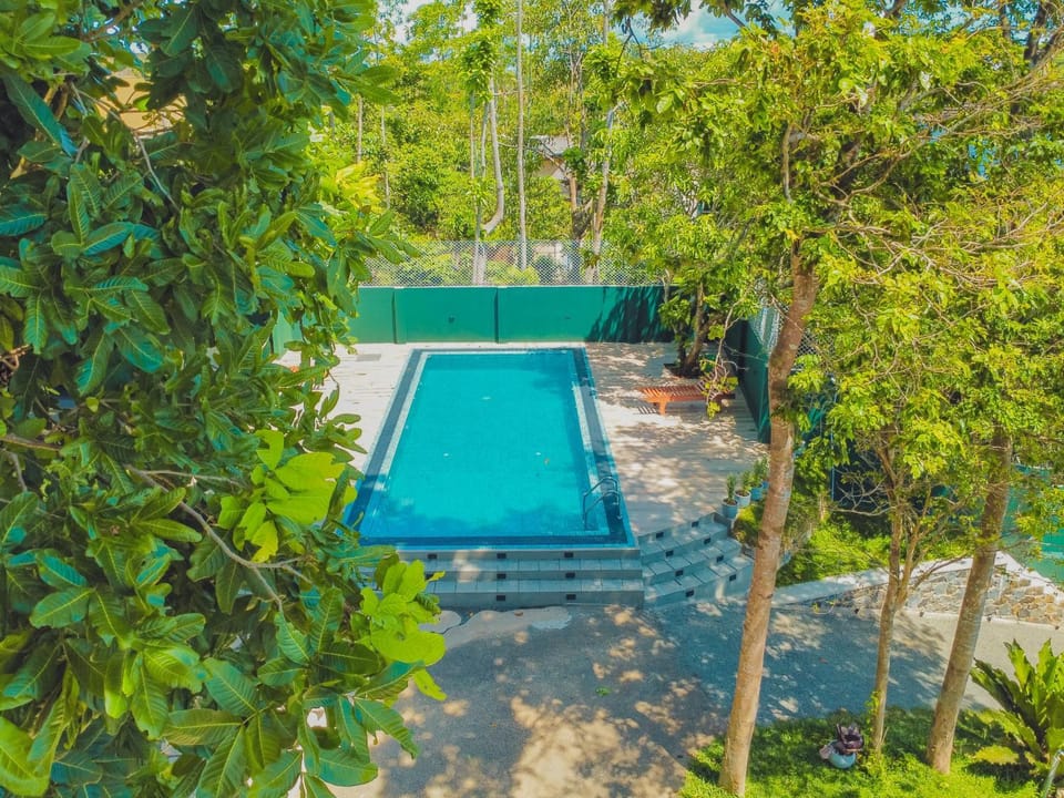 Garden view, Swimming pool