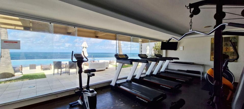 Fitness centre/facilities, Sea view