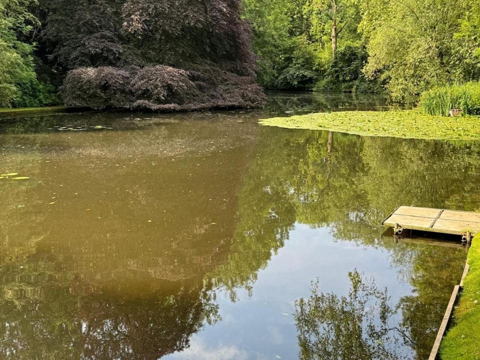 The Boat House Chalet in Nottingham