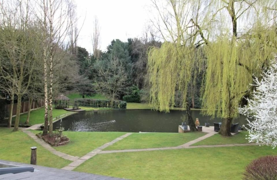 The Boat House Chalet in Nottingham