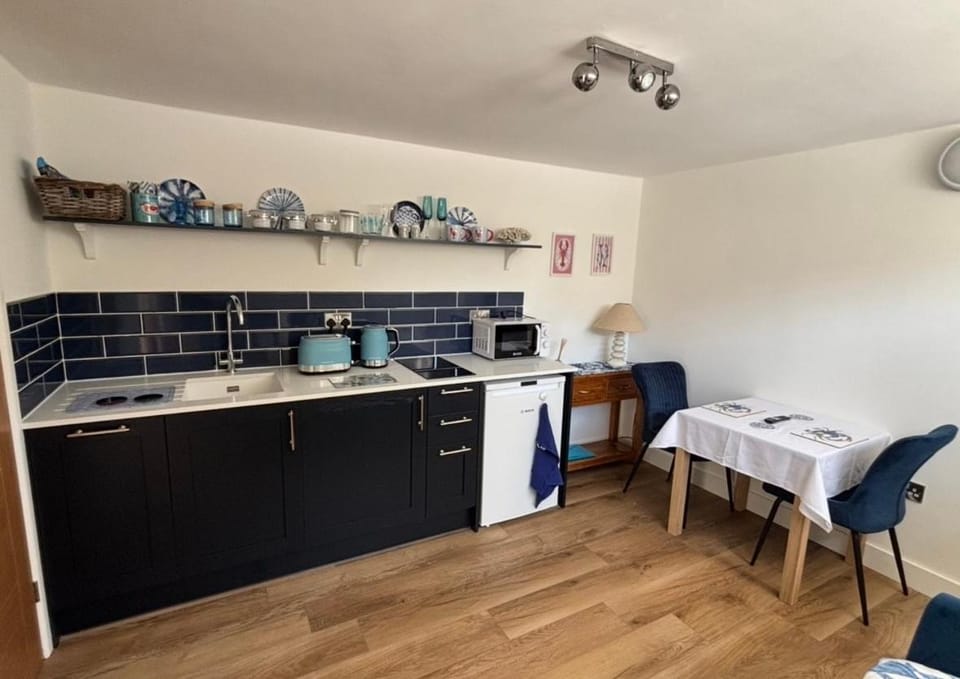 Mudeford Breeze Guest Suite Bed and Breakfast in Christchurch