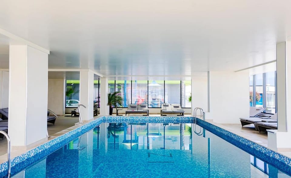 Luxury Double Studio - Beach Pool & Spa Resort Apartment in Constanța County