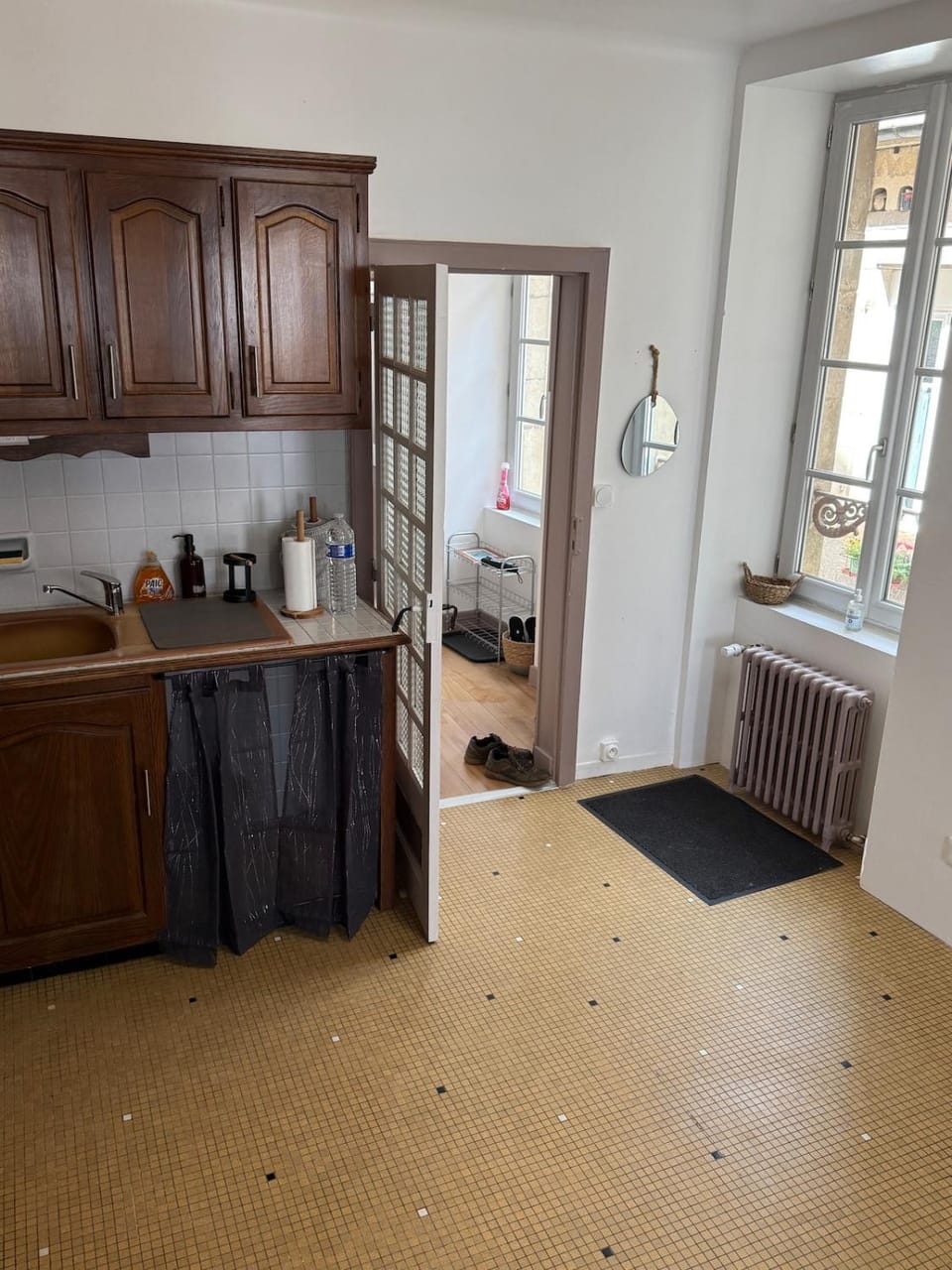 Kitchen or kitchenette, stove