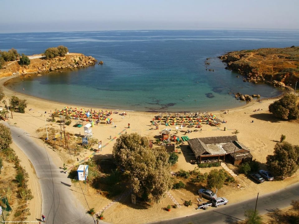 Nearby landmark, Natural landscape, Summer, Beach, Seasons