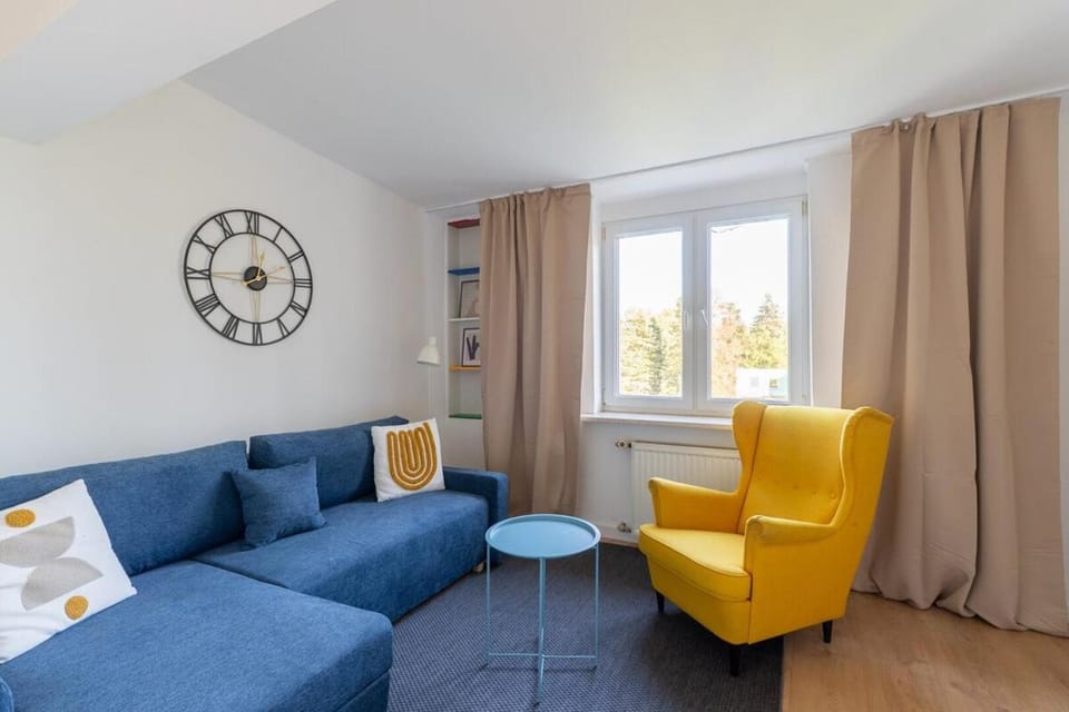 Warsaw Concierge Sadyba II Apartment in Warsaw