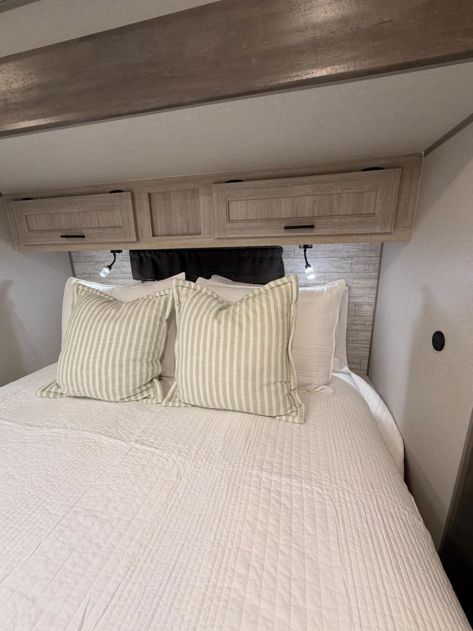 Twilight Trail Retreat at Bradshaw Sunset RV Park Apartment in Texas