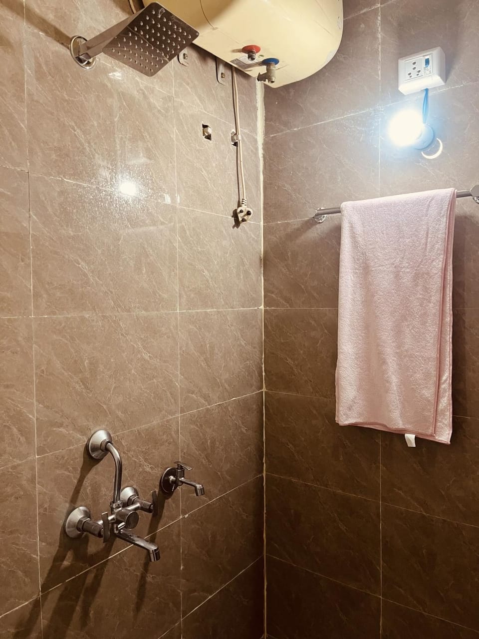 Radiance stay Jaipur Entire 1bhk AC gated parking Apartment in Jaipur