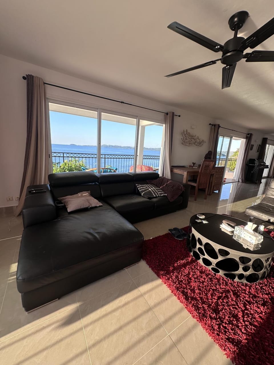 Living room, Sea view