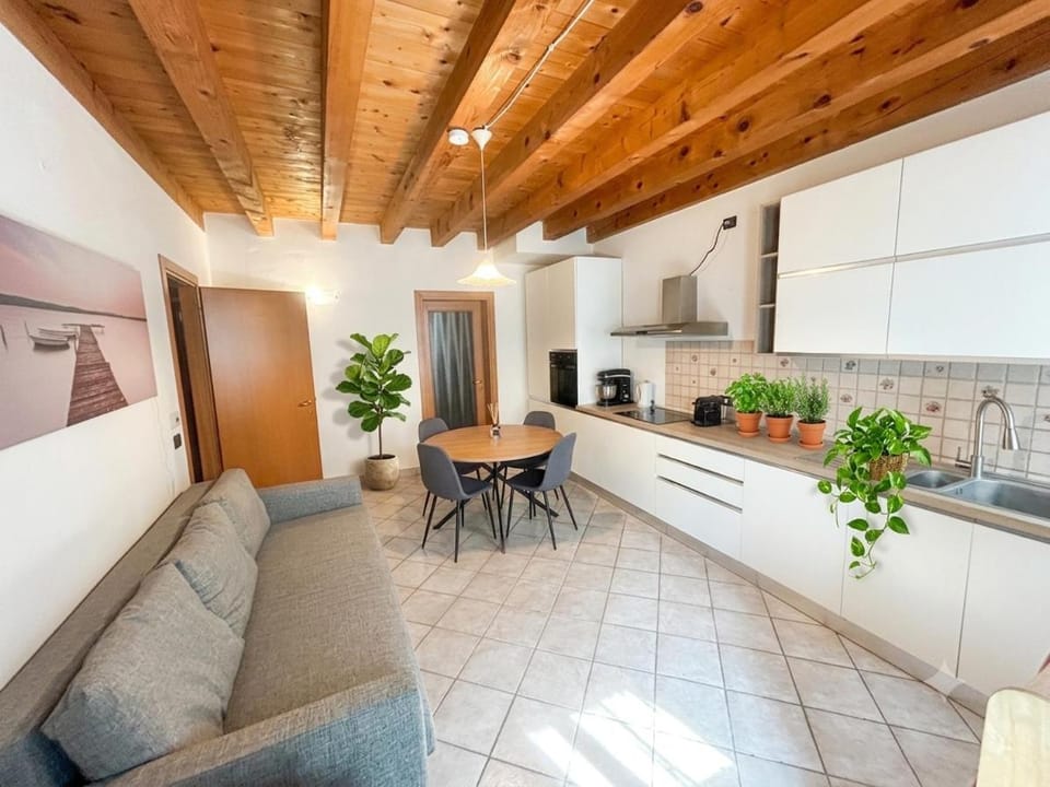 Castelnuovo Loft Apartment in Lake Garda