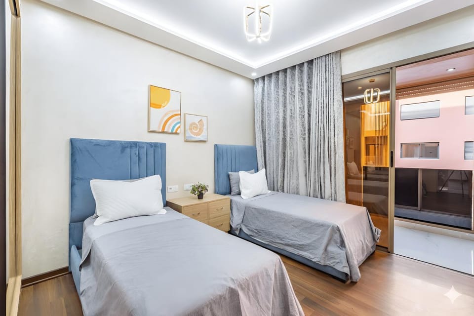 Bed, Balcony/Terrace, Bedroom, air conditioner