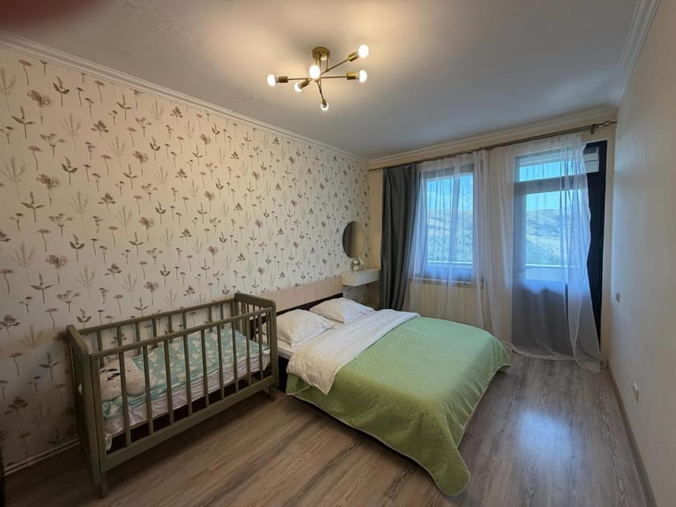 Bed, Photo of the whole room, Bedroom, cot