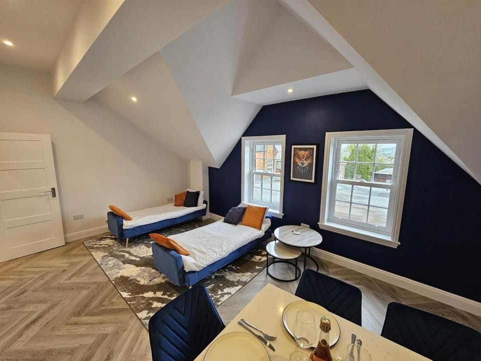 The Loft, FlatA, Redditch Apartment in Wychavon District