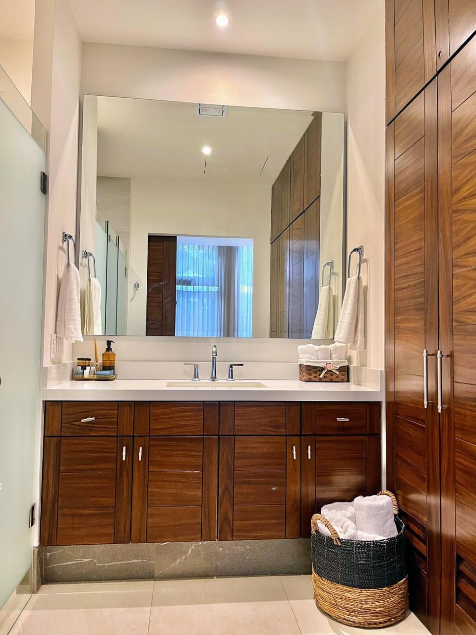 Faro Saya Private Pool & Beach Access Apartment in La Cruz de Huanacaxtle